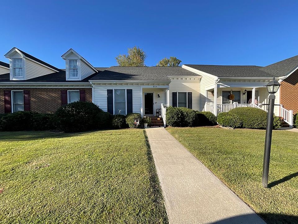 1st image of 803 Lees Ct