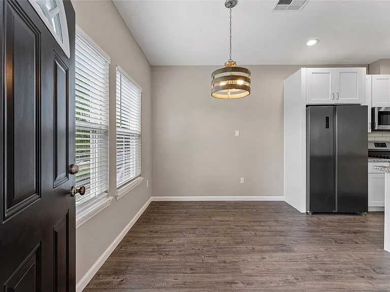 5214 Jezebel St #B — Photo 4