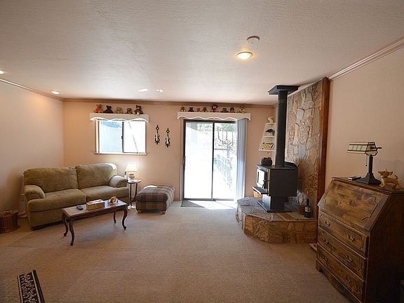 5th image of 2416 Grandbracken Way