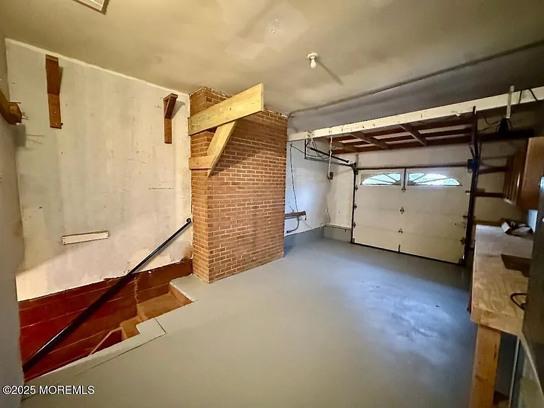 297 Cambourne Dr — Photo 15