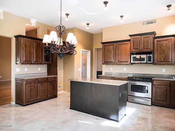 4th image of 2743 E Silverwood Dr