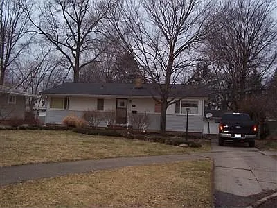 6206 Nelwood Rd photo 1