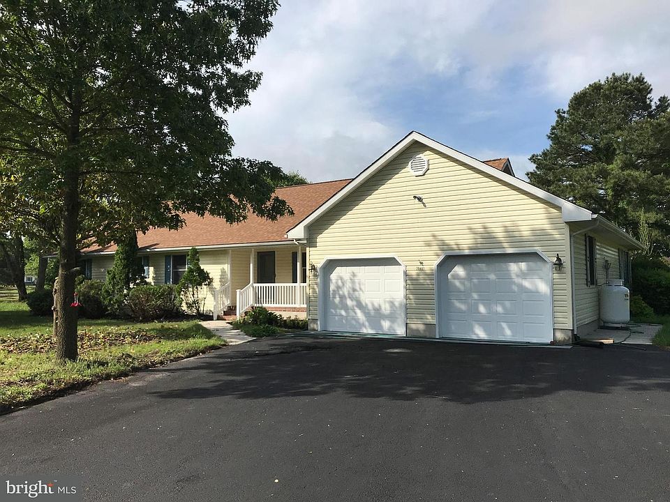 1st image of 25461 Waterview Dr