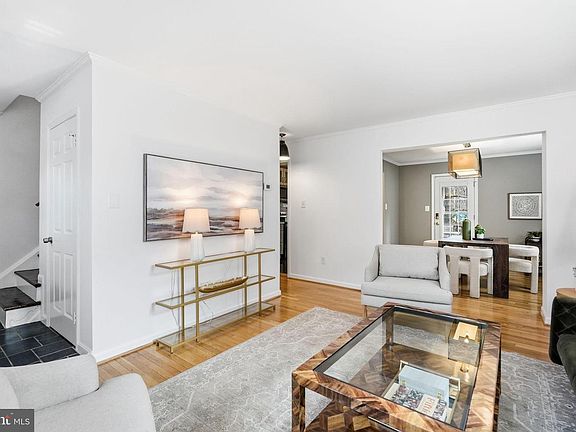 4th image of 6721 Kenwood Forest Ln #45