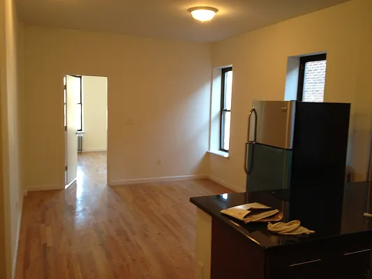 Rented by Mdays Realty | media 23