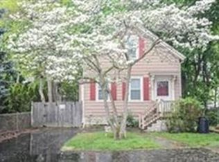 9 1/2 Rutledge St, Boston, MA 02132