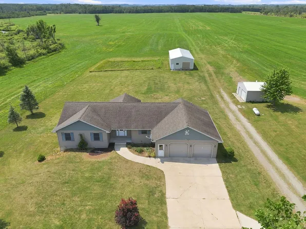 11650 S Burkett Rd, Marion, MI 49665