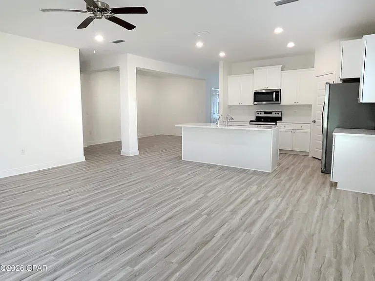 121 Butler Cv — Photo 3