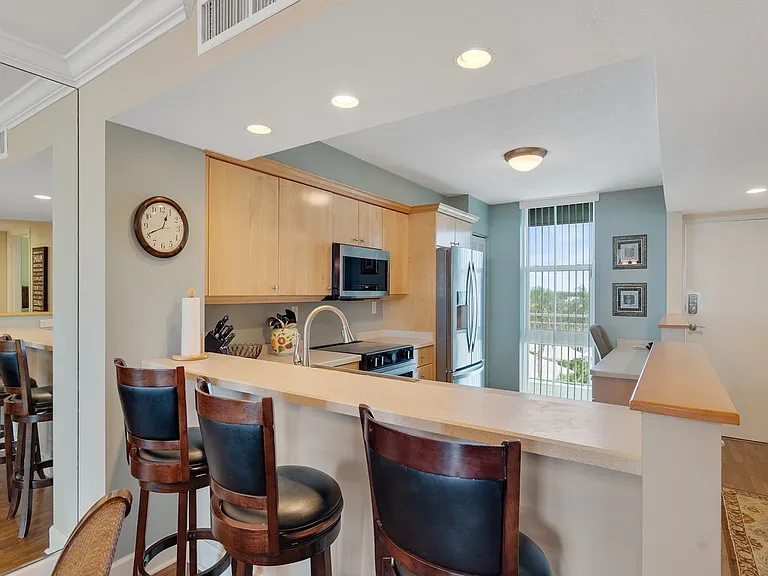 1480 Ocean Dr #5G — Photo 9