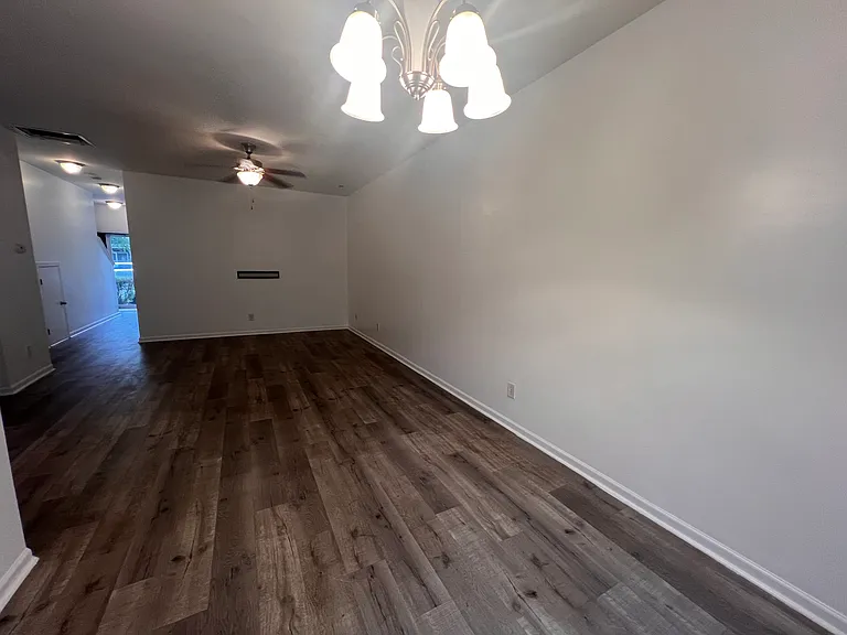 4707 Craigmoss Ln — Photo 4