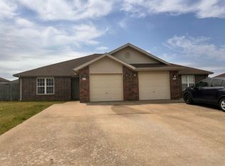 1091 Terry Ln UNIT A, Springdale, AR 72764
