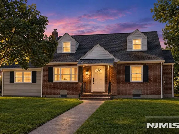 41 Locust Avenue, Emerson, NJ 07630