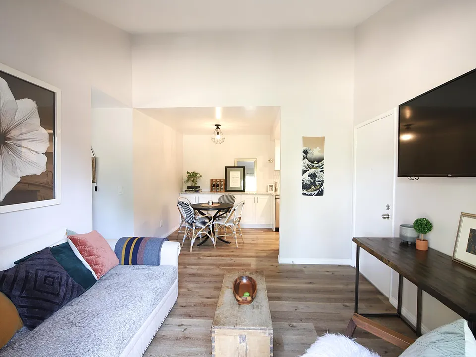10260 Black Mountain Rd #136