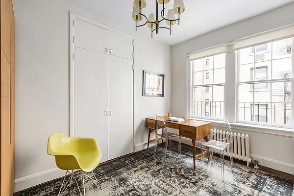 Sold by Compass | media 19