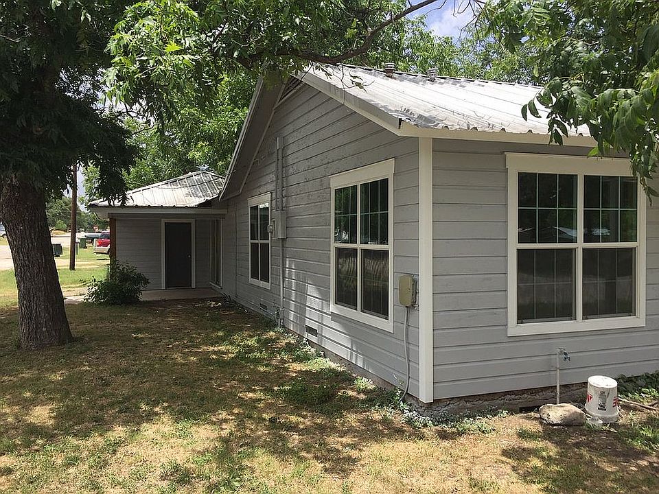 1st image of 406 S Fentress St