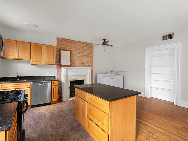 505 Cathedral St #2 — Photo 8