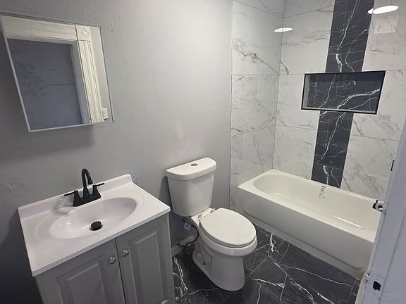 4th image of 133 Plymouth St #2