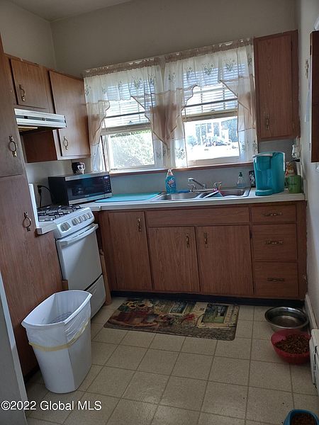 2nd image of 1 Cortland Street