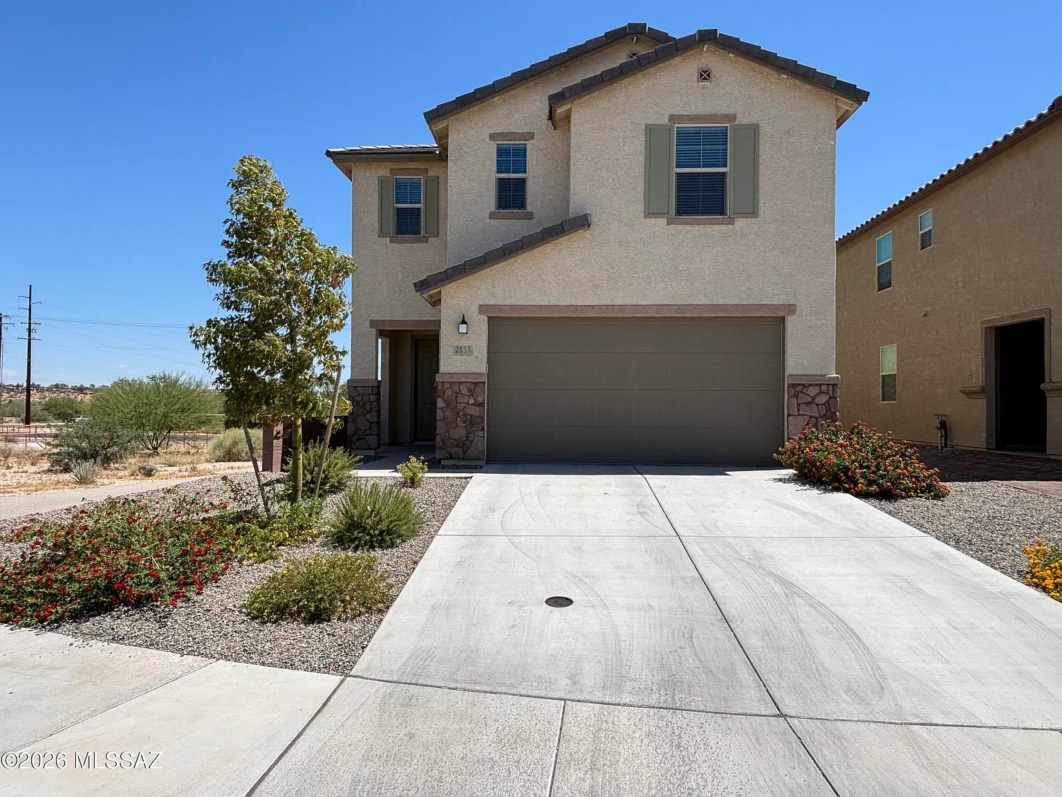 4 bed, 2.5 bath, 2712 sqft, $2,650 — Photo 3