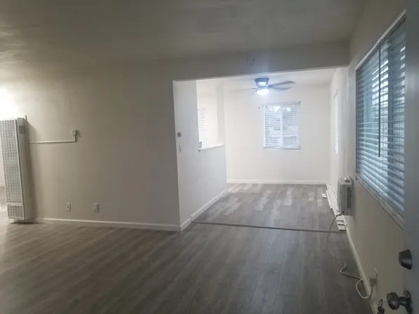 10205 Ruoff Ave APT D, Whittier, CA 90604