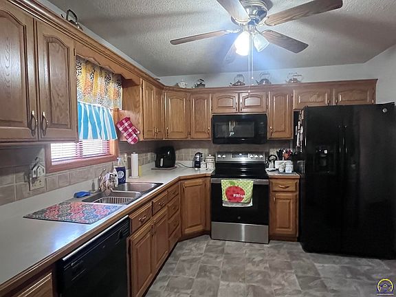 5th image of 6024 SE Stubbs Rd