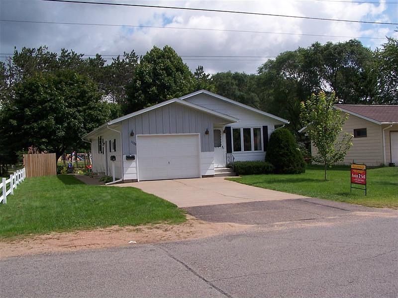 1st image of 1029 S 15th Ave