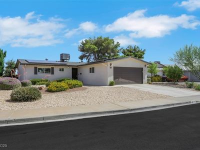415 Emerald Cir, Henderson, NV, 89002