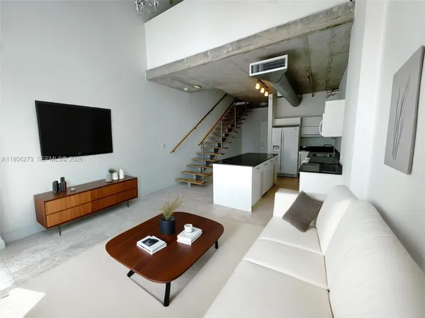 690 SW 1st Ct APT 2122, Miami, FL 33130