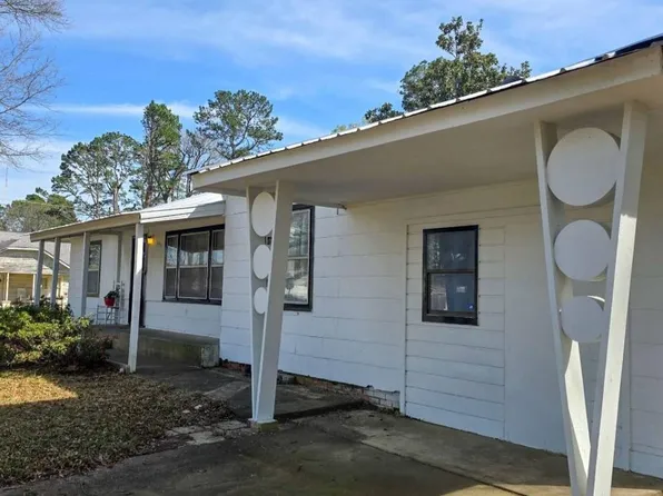 1010 SE Jackson St, Idabel, OK 74745