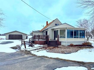 38237 Highway 18, Prairie Du Chien, WI 53821