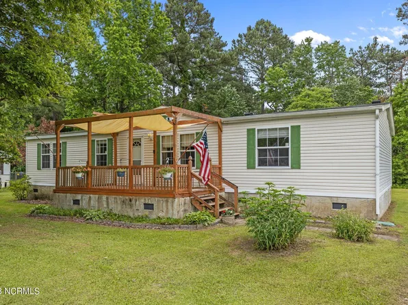 622 E Branch Drive, Newport, NC 28570