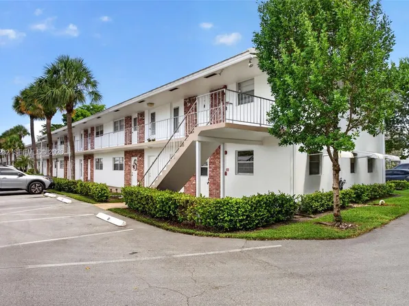 2551 W Golf Blvd APT 101, Pompano Beach, FL 33064