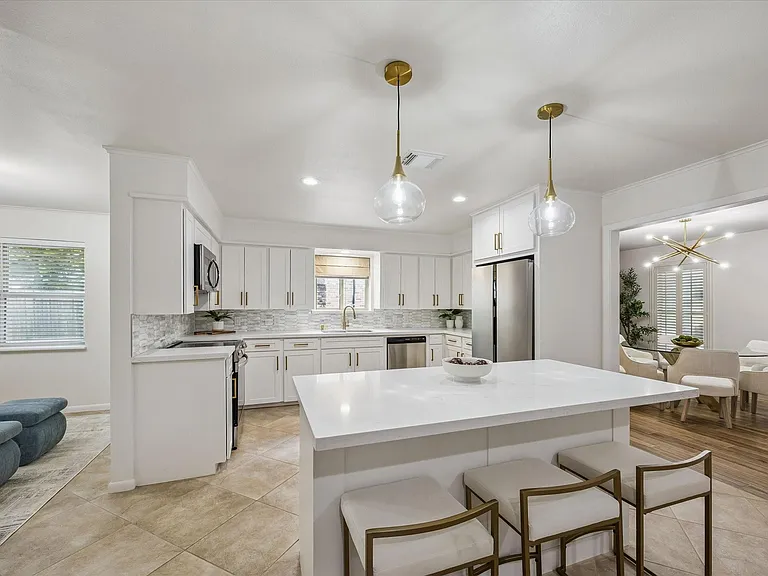 11418 Ash Creek Dr — Photo 3