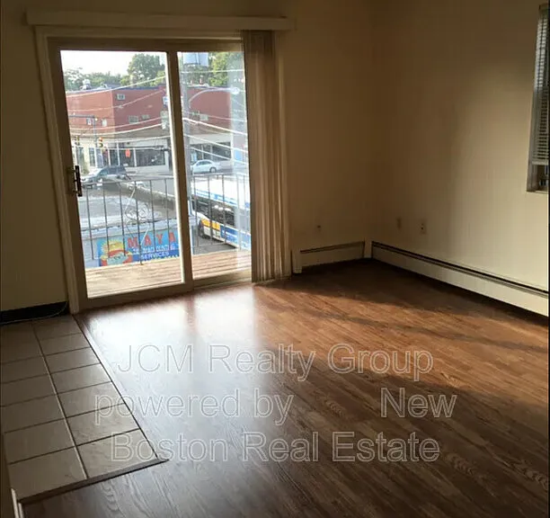 540 Chestnut St #11 — Photo 2