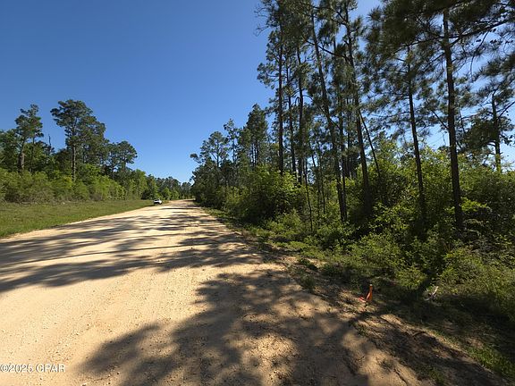 3rd image of LOT 17 Los Padres Ave