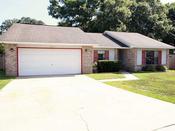 3rd image of 1041 Peakview Dr