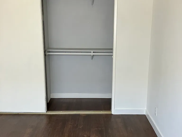 3329 Keystone Ave #6 — Photo 15
