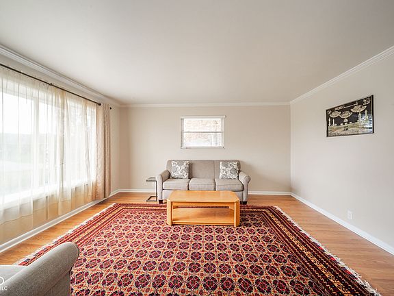 5th image of 8700 W Red Bud Ln