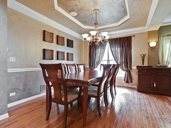 4th image of 10 Eagle Ridge Dr