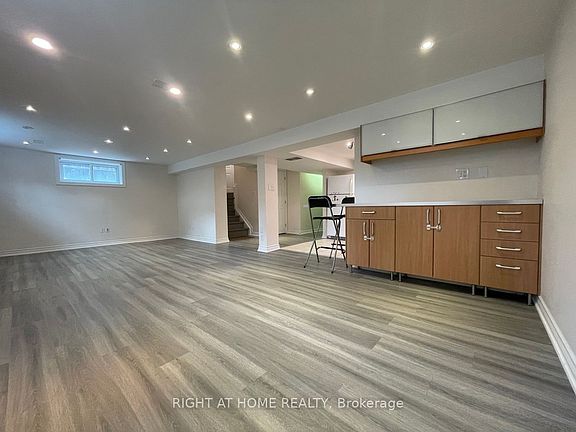4th image of 191 Princess Ave