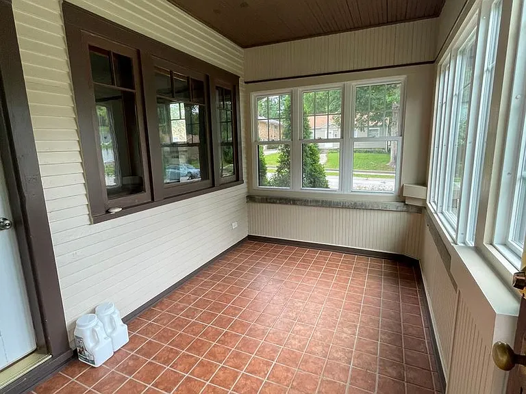 499 Littleton St — Photo 21