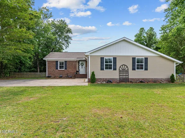 107 Smith Circle, Havelock, NC 28532