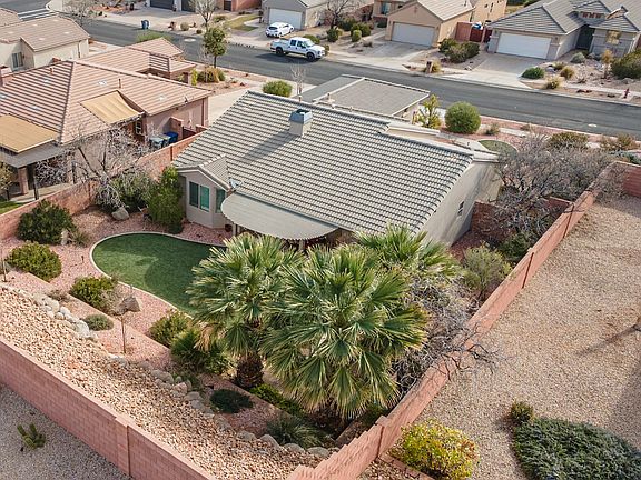 4th image of 1289 N Overland Trails Cir