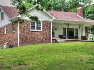 1033 Bakerville Rd, Waverly, TN 37185