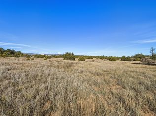 25 Holiday Loop, Tijeras, NM 87059