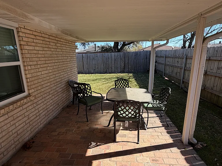 242 Dianne Dr — Photo 13