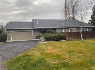 215 Fox Hollow Ln, Whitefish, MT 59937