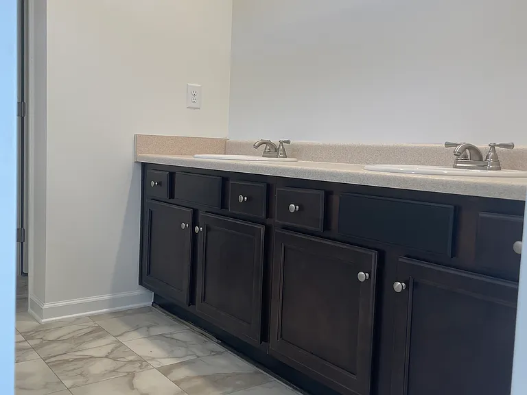 146 Parkwood Dr — Photo 14