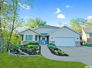 1448 98th Avenue Ct W, Rock Island, IL 61201