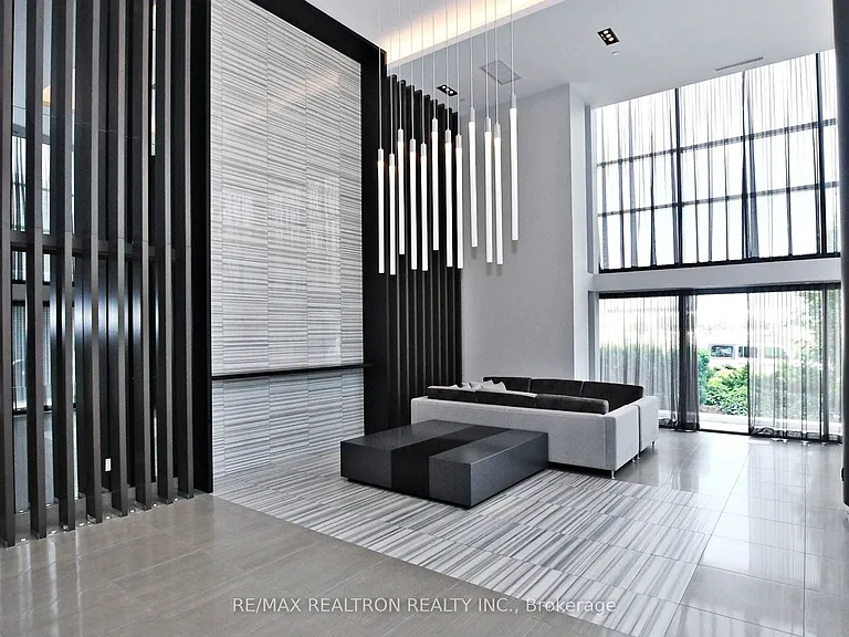 65 Oneida Cres #Penthouse 06 — Photo 7